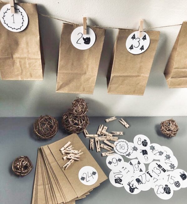 Adventskalender Papier Proudbaby Kalender