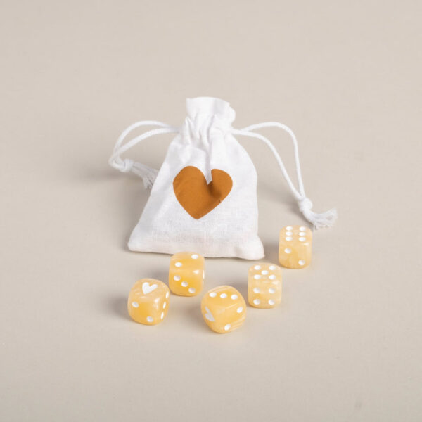 Sp 009 Wuerfelset Gold Photocredits Ericanders 1 832x832